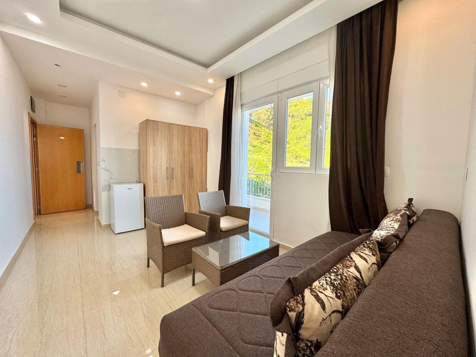 Beachfront Hotel Palma - Jaz Budva Exterior photo