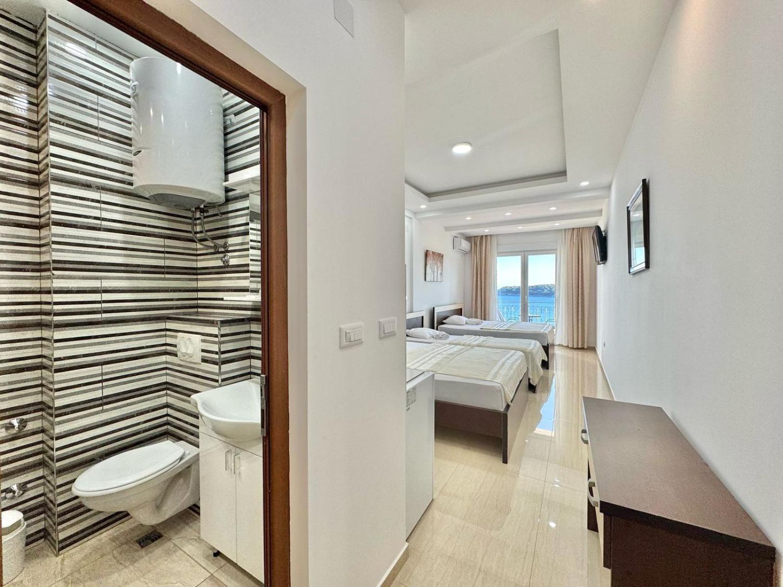 Beachfront Hotel Palma - Jaz Budva Exterior photo